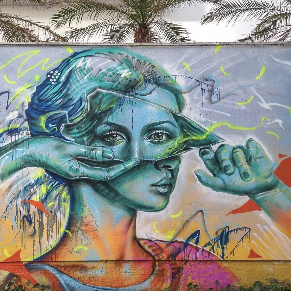 Broken piece of reality - Mermaid series Valdi Valdi Street Art